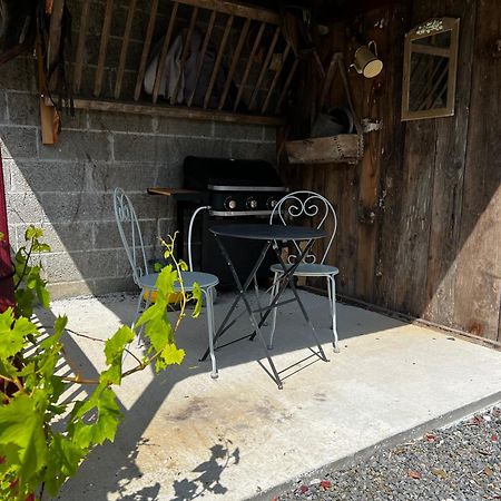 Domaine De La Ville Cherel, Maison En Pierre Pontorson Esterno foto